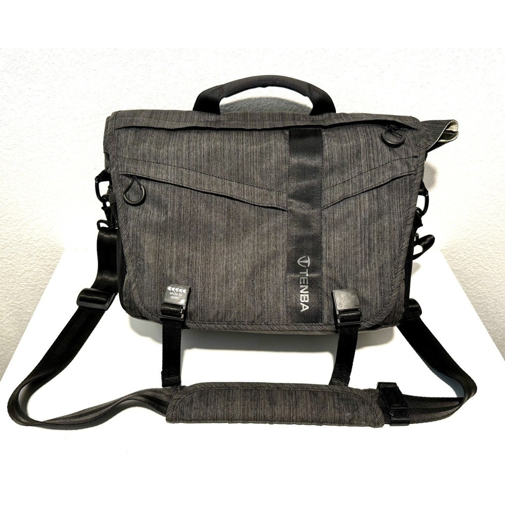 Tenba DNA 11 Camera Messenger Shoulder Bag Graphite Gray Complete W Inserts EDC